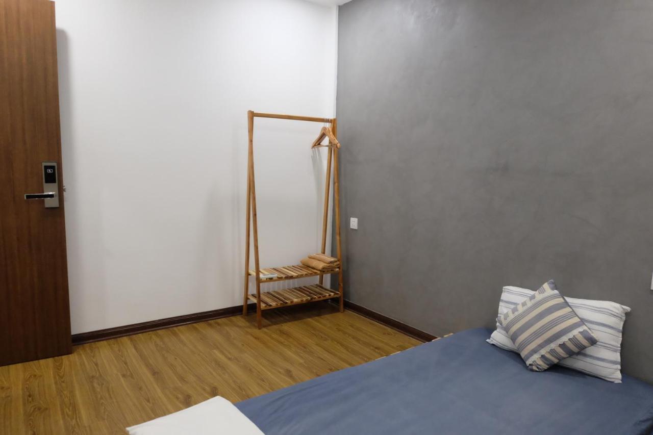 La Sen_Thu An_Phong Don Co Cua So Nhin Ra Ban Cong Apartment Thon An Hoa Екстериор снимка