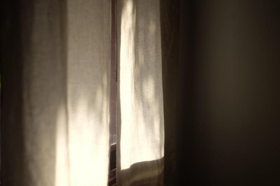 La Sen_Thu An_Phong Don Co Cua So Nhin Ra Ban Cong Apartment Thon An Hoa Екстериор снимка