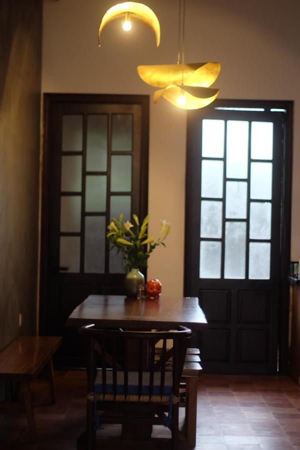 La Sen_Thu An_Phong Don Co Cua So Nhin Ra Ban Cong Apartment Thon An Hoa Екстериор снимка